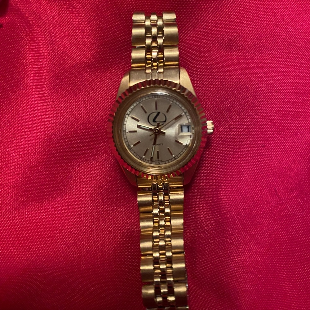 Lexus watch